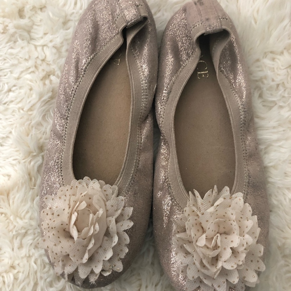 Gold Tulle Flower Flat Girl Shoes